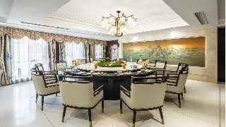 打工人的自我救赎！宁波按摩店踩点记，我的2小时‘摸鱼’放松时刻 海报